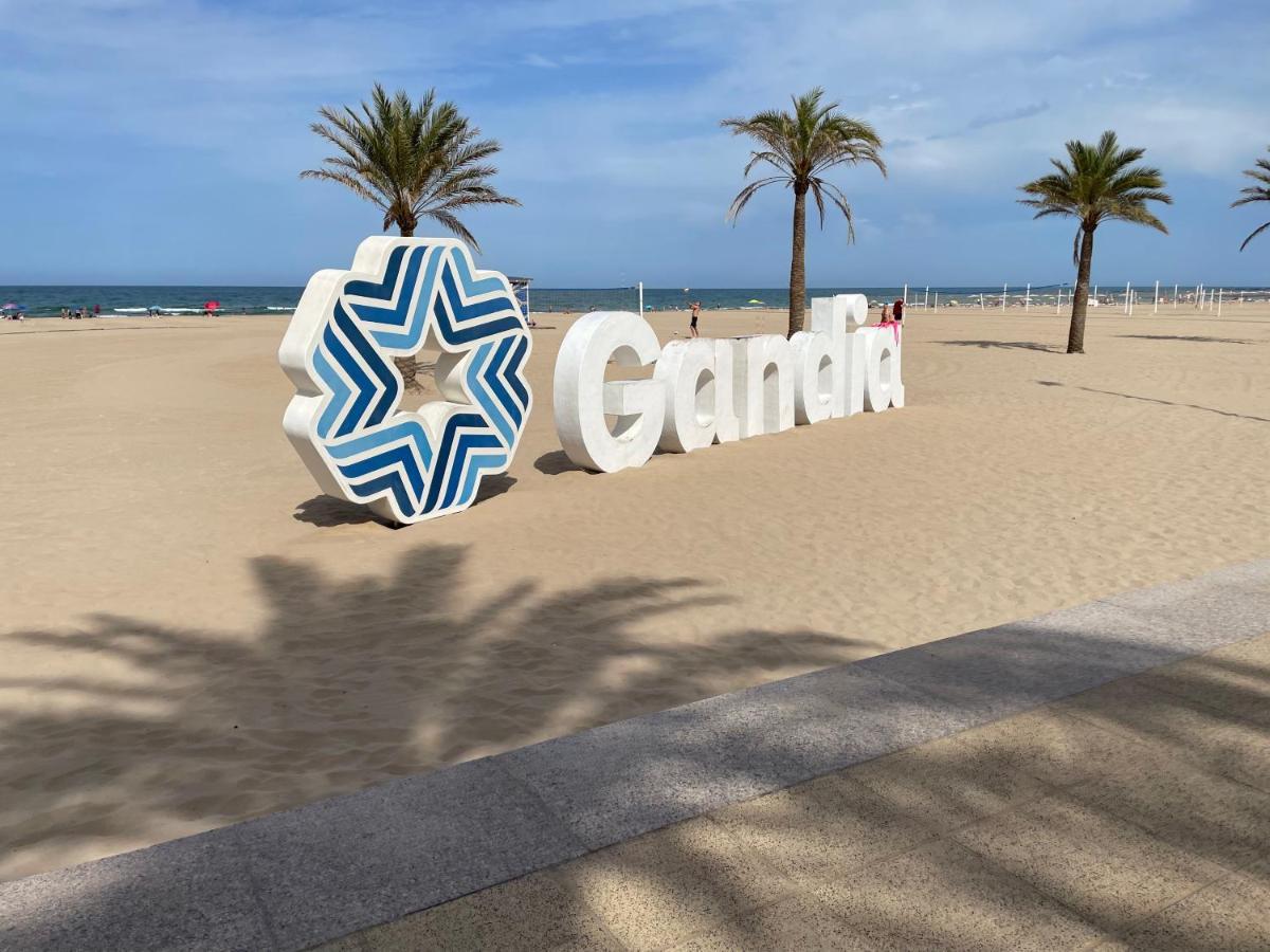 Apartamento En Segunda Linea En Playa De Gandia エクステリア 写真